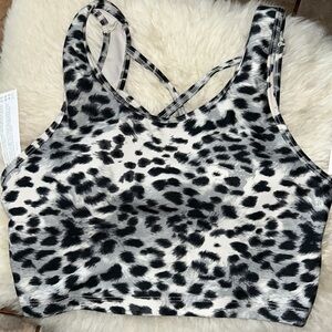 Jessica Simpson sports bra raven faded cheetah size medium